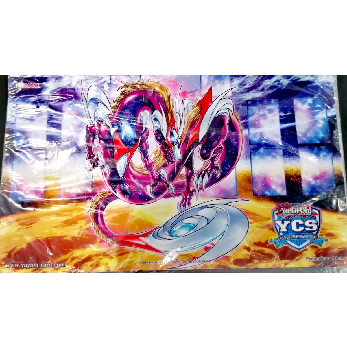 Yu-Gi-Oh! - Spielmatte – Top Cut YCS 2022 „Anotherverse Dragon“ – VERSIEGELT